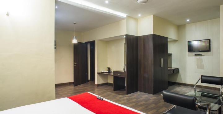 Shelter Hotel Лакхнау Экстерьер фото
